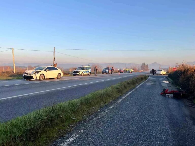 incirliovada-motosiklet-kazasi-surucu-hayatini-kaybetti-iINSw3se.jpg