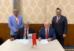 usak universitesi tunusta turk arap universite rektorleri kongresinde is birligi protokolleri imzaladi SpaxXp3P.jpg